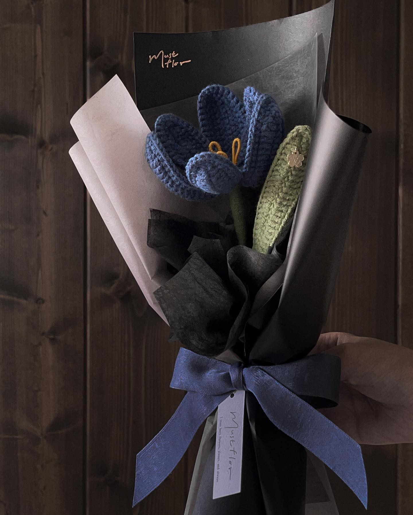 普魯士藍鬱金香小花束 Tulip Prussian Blue