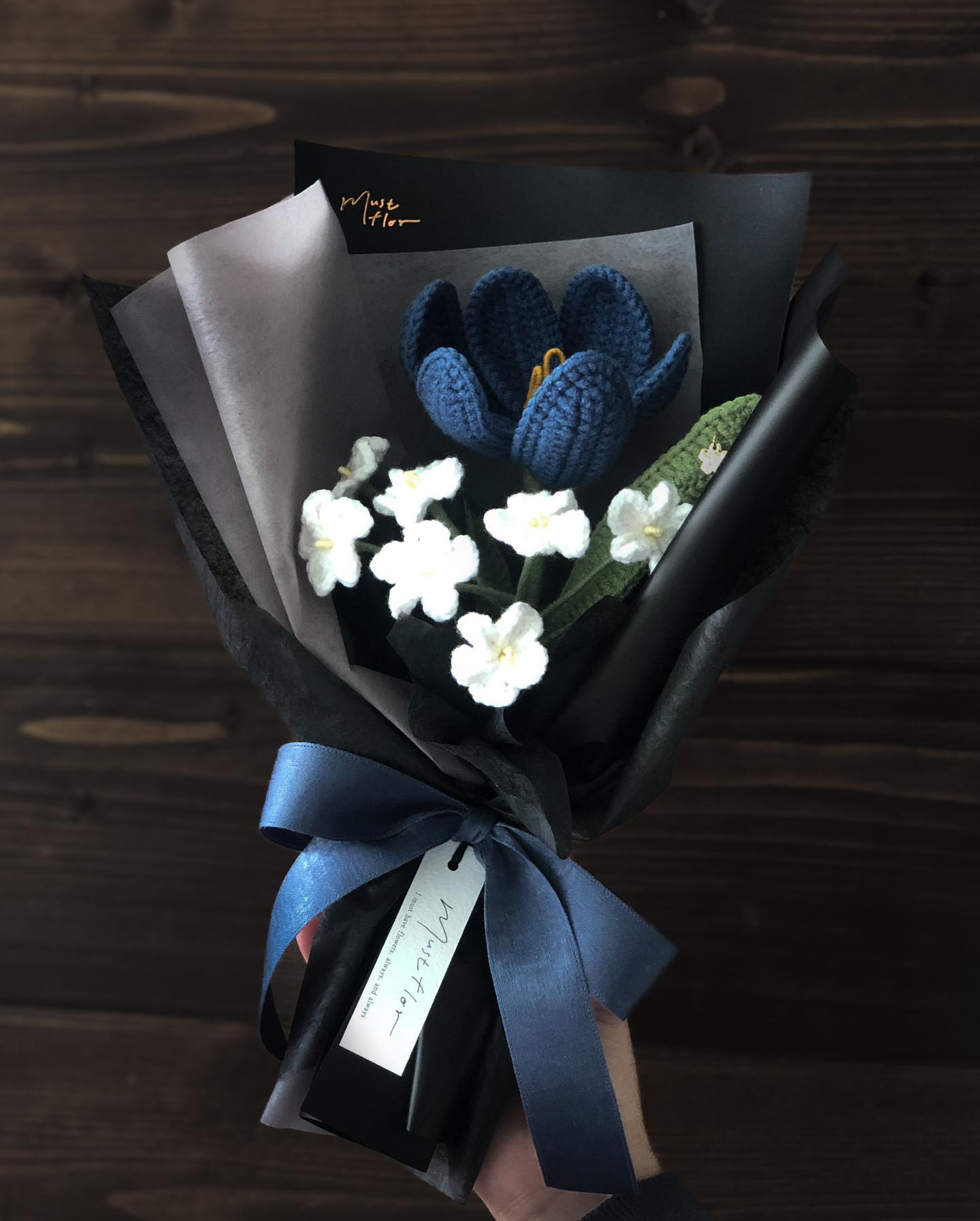 鬱金香與勿忘我花束 - 普魯士藍 Tulip & Forget me not - Prussian Blue
