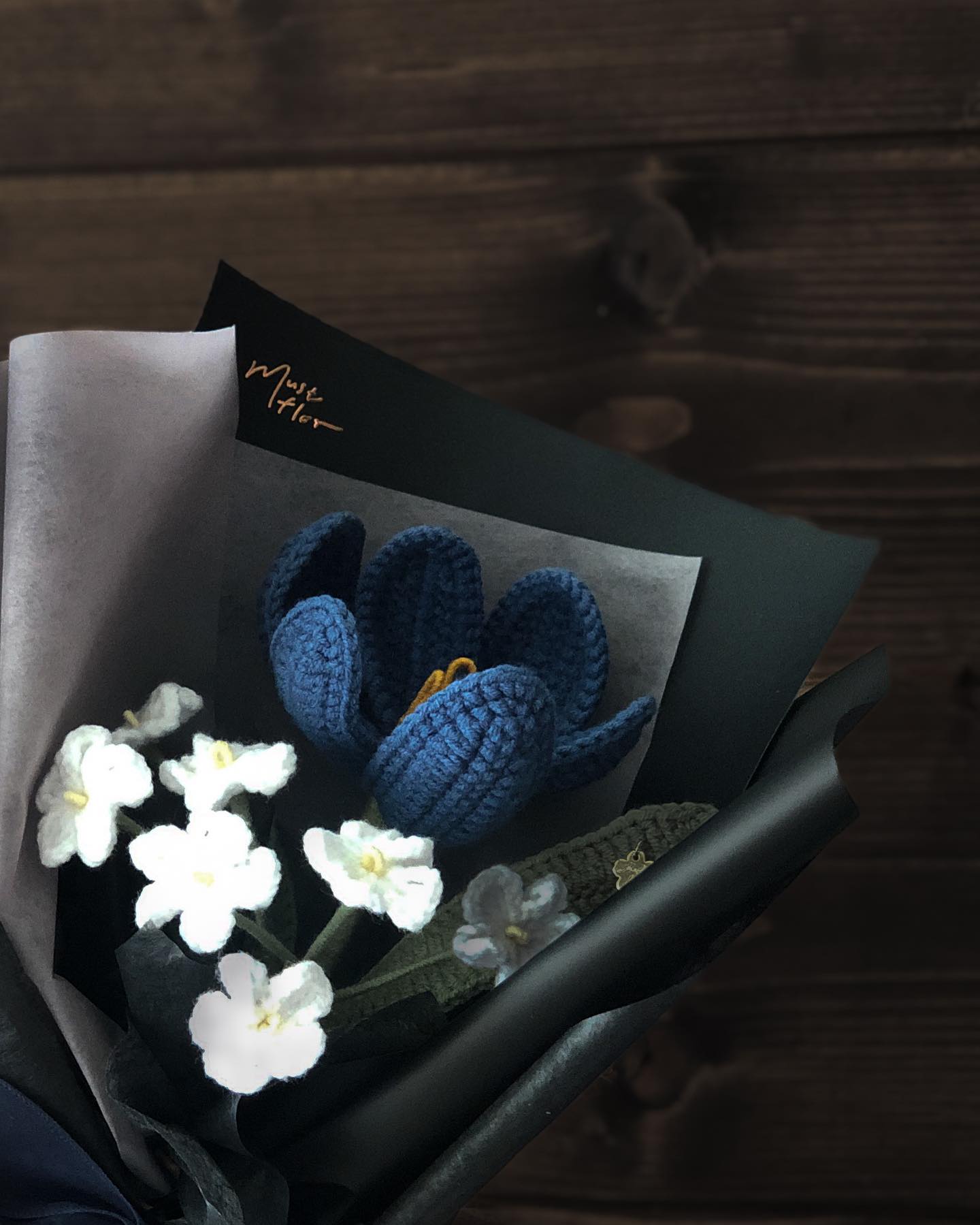鬱金香與勿忘我花束 - 普魯士藍 Tulip & Forget me not - Prussian Blue