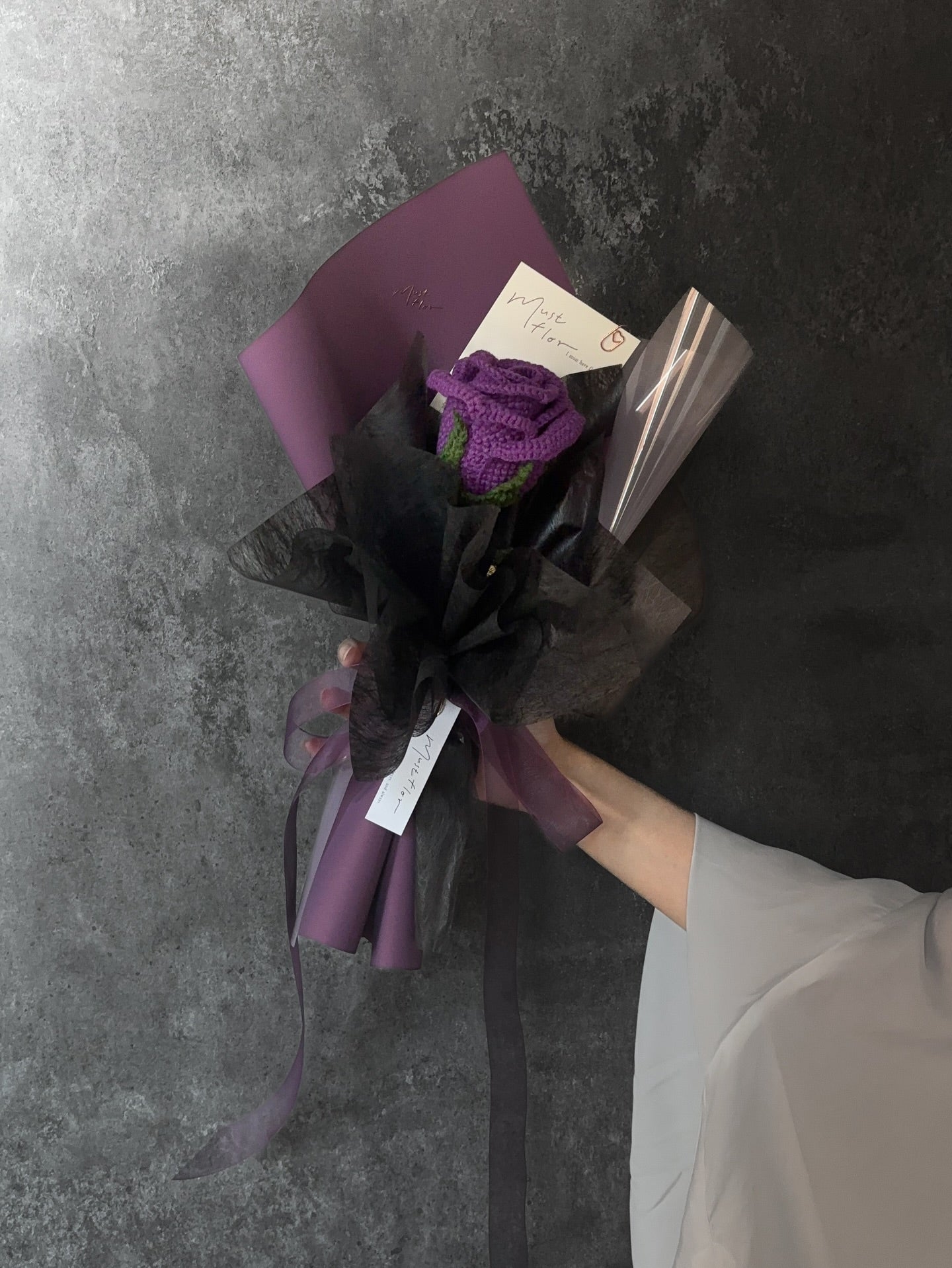 單朵玫瑰小花束- 夜暮紫|Midnight Plum
