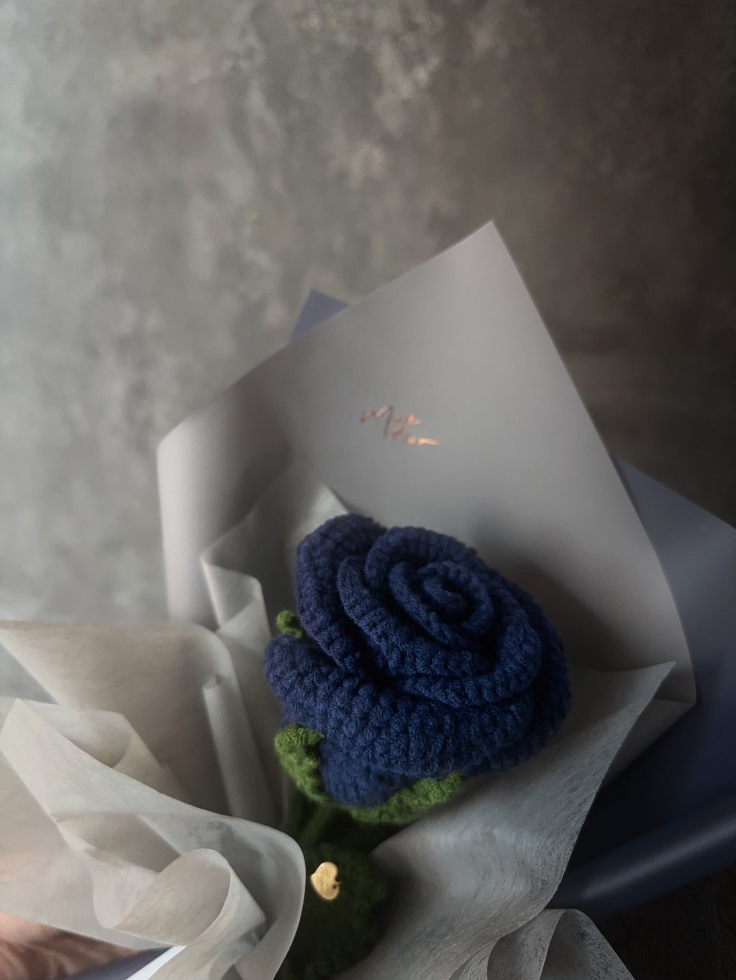 單朵玫瑰小花束- 岩霧藍｜Slate Blue