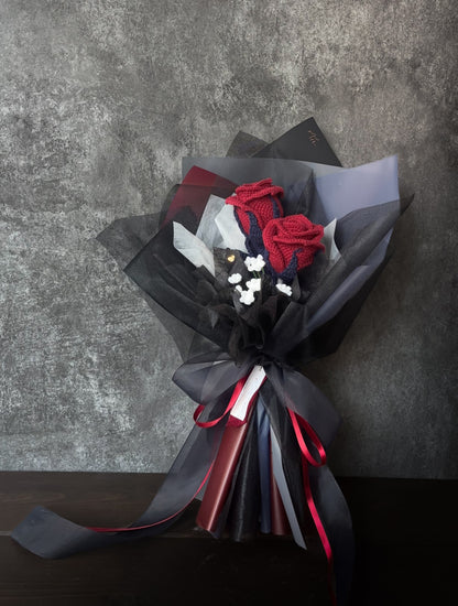 雙玫瑰與滿天星花束 - 夜紅｜Midnight Wine